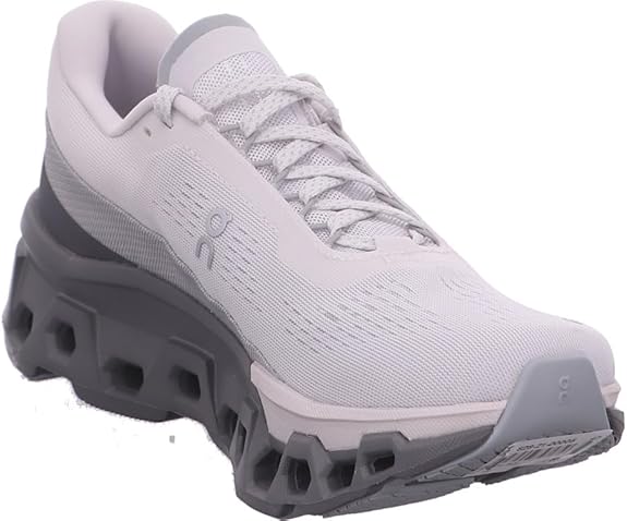 chaussure running femme On Cloudmonster 2 vus de face