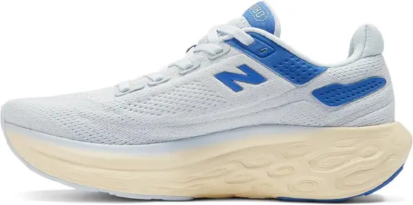 Chaussure running femme New Balance 1080v13 vu de profil
