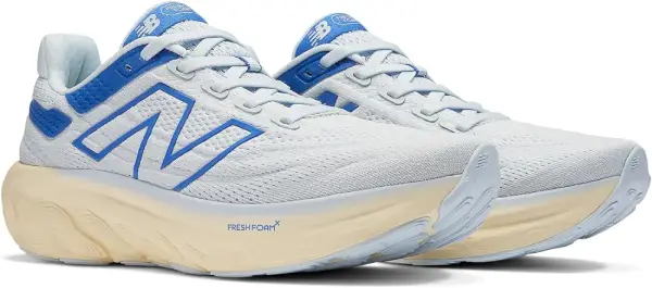 Chaussure running femme New Balance 1080v13 vu de côtés
